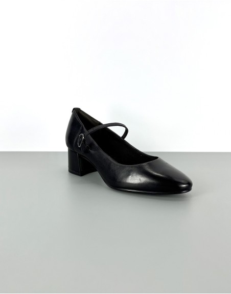 Tamaris półbuty czarne | 07583