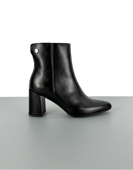 Ryłko botki klasyczne...