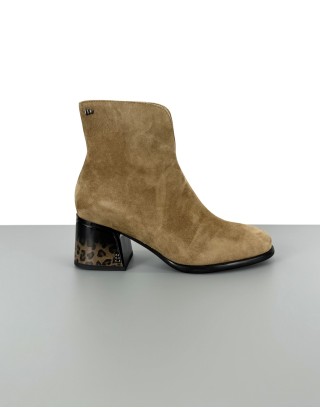 Botki zamszowe skórzane...