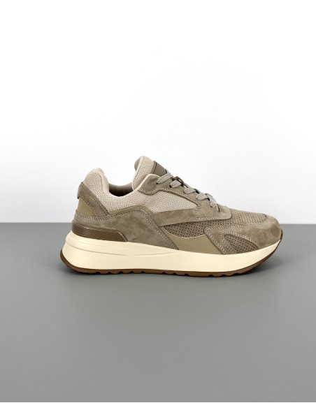 Wygodne sneakersy skórzane...