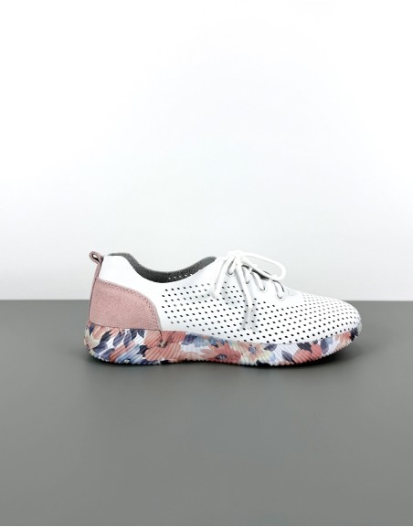 Bardzo lekkie półbuty...