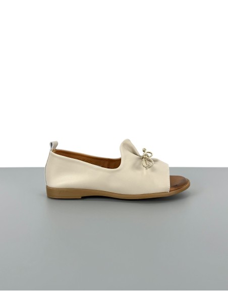 Sandały skórzane beżowe |...