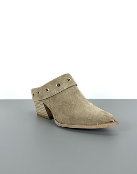 Wyjątkowe klapki beżowe...