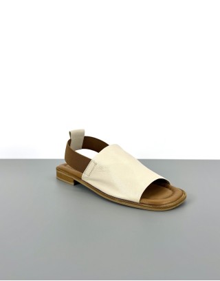 Skórzane sandały na płaskim...