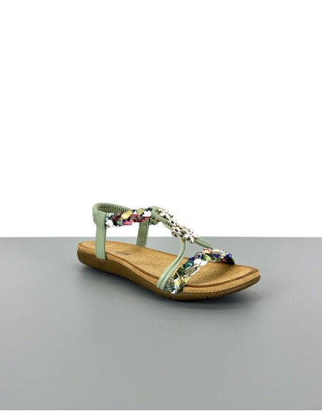 Wygodne sandały z ozdobami...